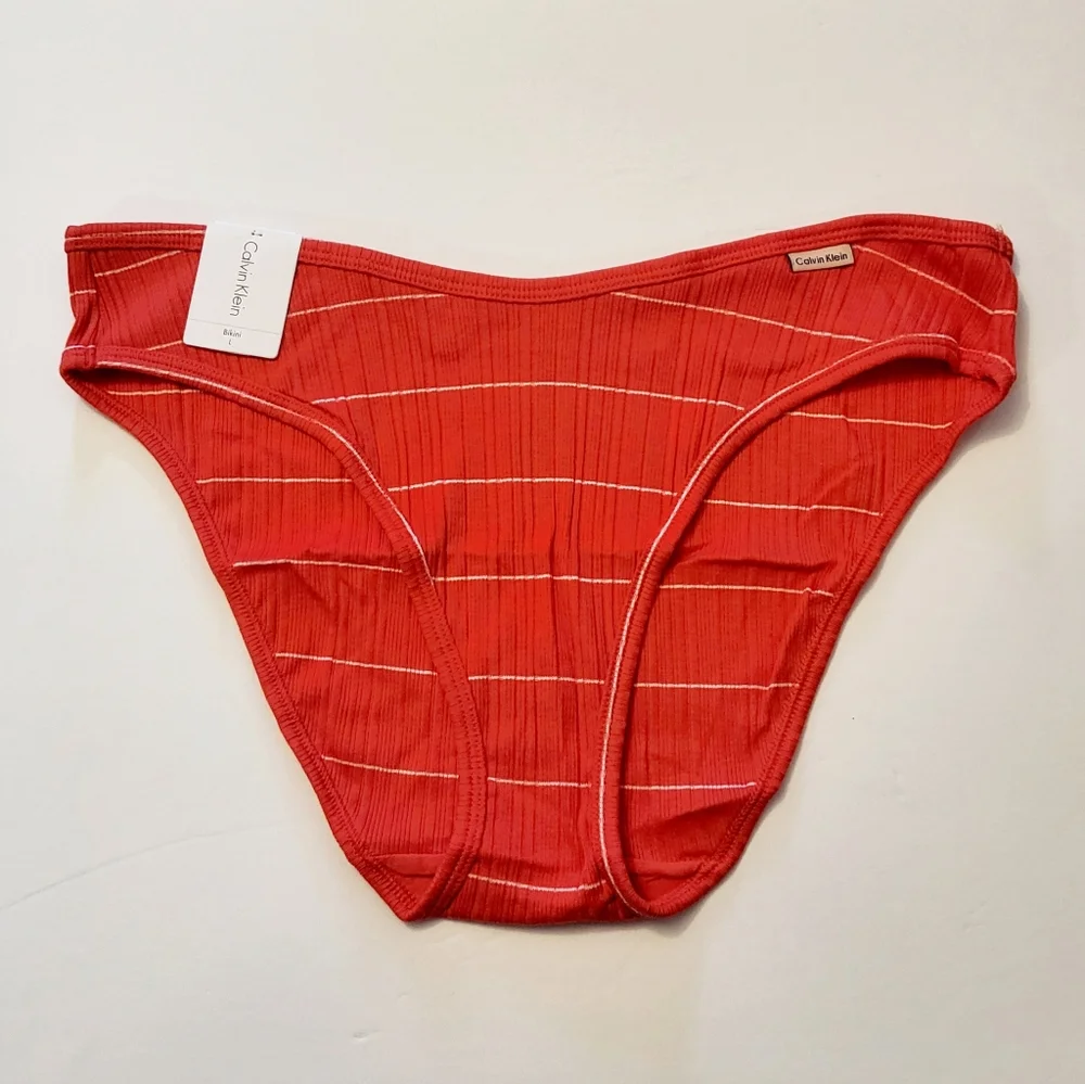 Calvin Klein Modern Cotton Triangle Bralette XL & Bikini L Strawberry Shake Set - Picture 2 of 5